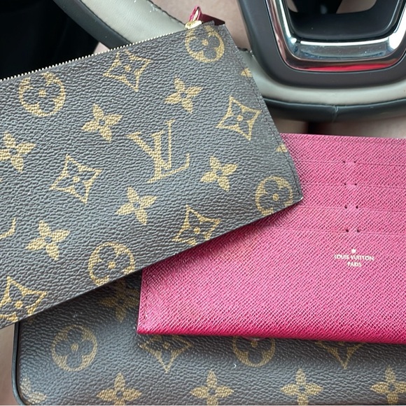 LV Felicie - Picture 2 of 5